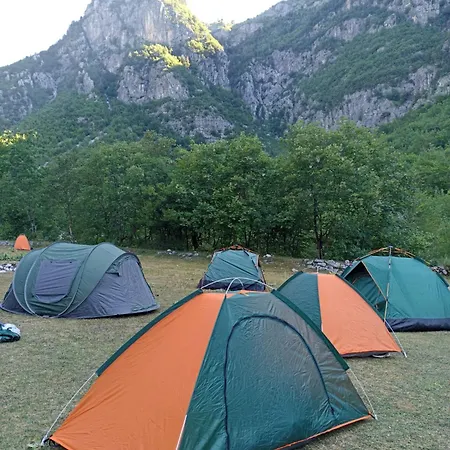 Kamp alanı North Wild