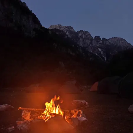 North Wild * Σκόδρα